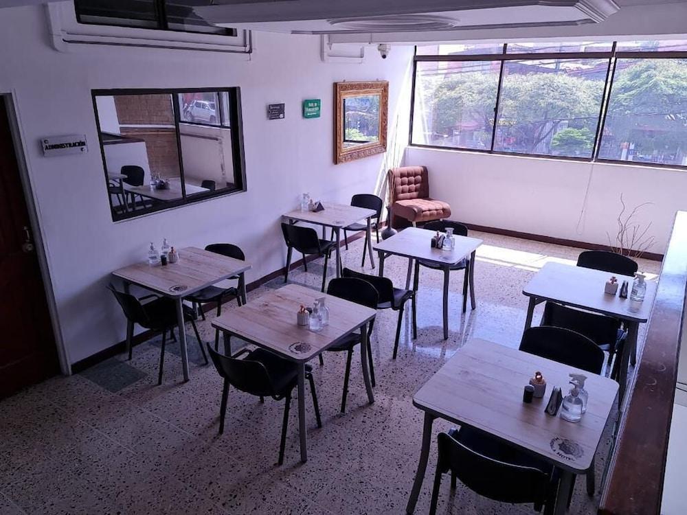 Mandala Hotel Belen Medellin Bagian luar foto