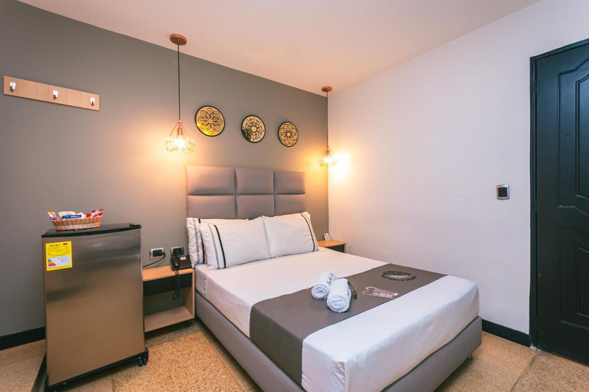 Mandala Hotel Belen Medellin Bagian luar foto